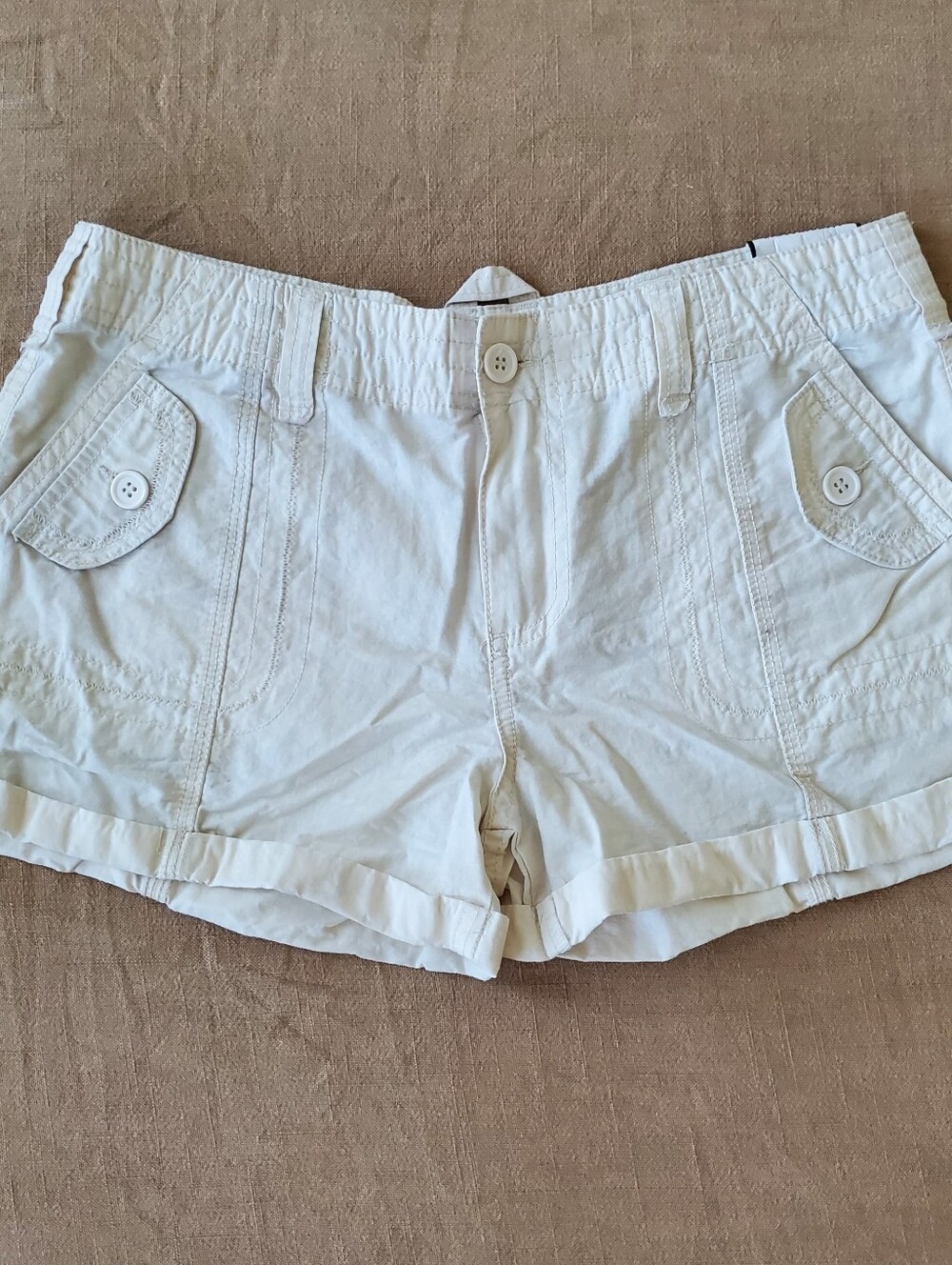 Almost Famous Low Rise Cargo Utility Shorts Small